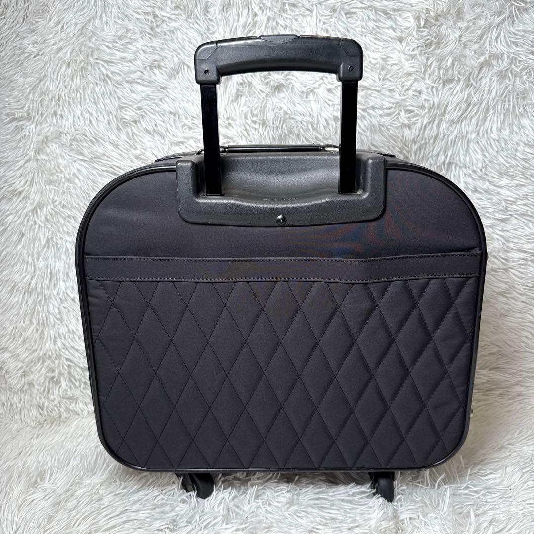 【美品】スワニー　キャリーバック　4輪トラベルキャリー　キャリーオンバッグ付 黒