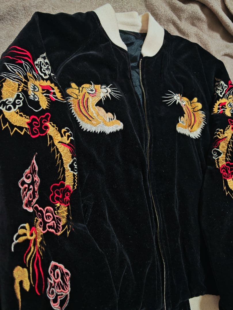 Japan vintage ２面用 別珍 虎 日本限定 unisex レーヨン