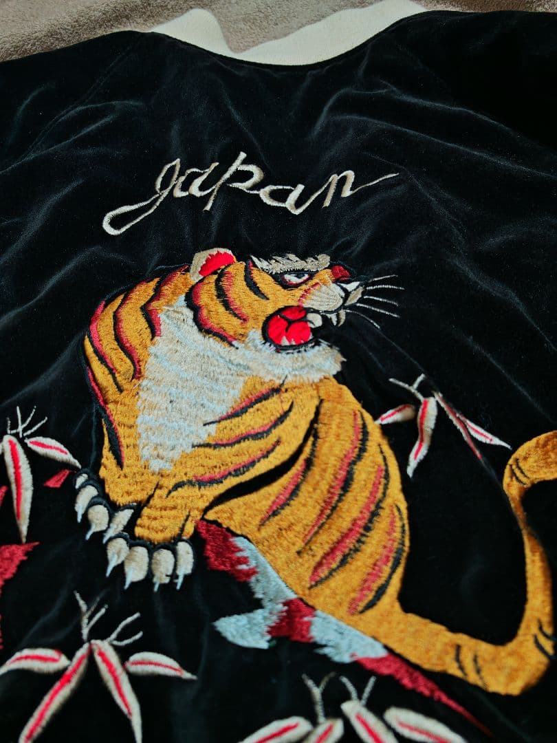 Japan vintage ２面用 別珍 虎 日本限定 unisex レーヨン