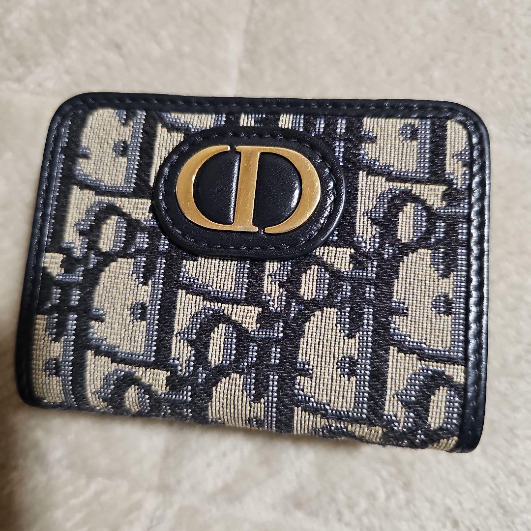 (iii)　　　Dior　三つ折り財布
