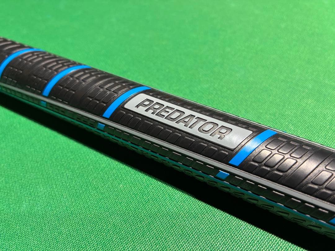 ブレイクキュー　プレデター　BK-RUSH RED Sports Grip