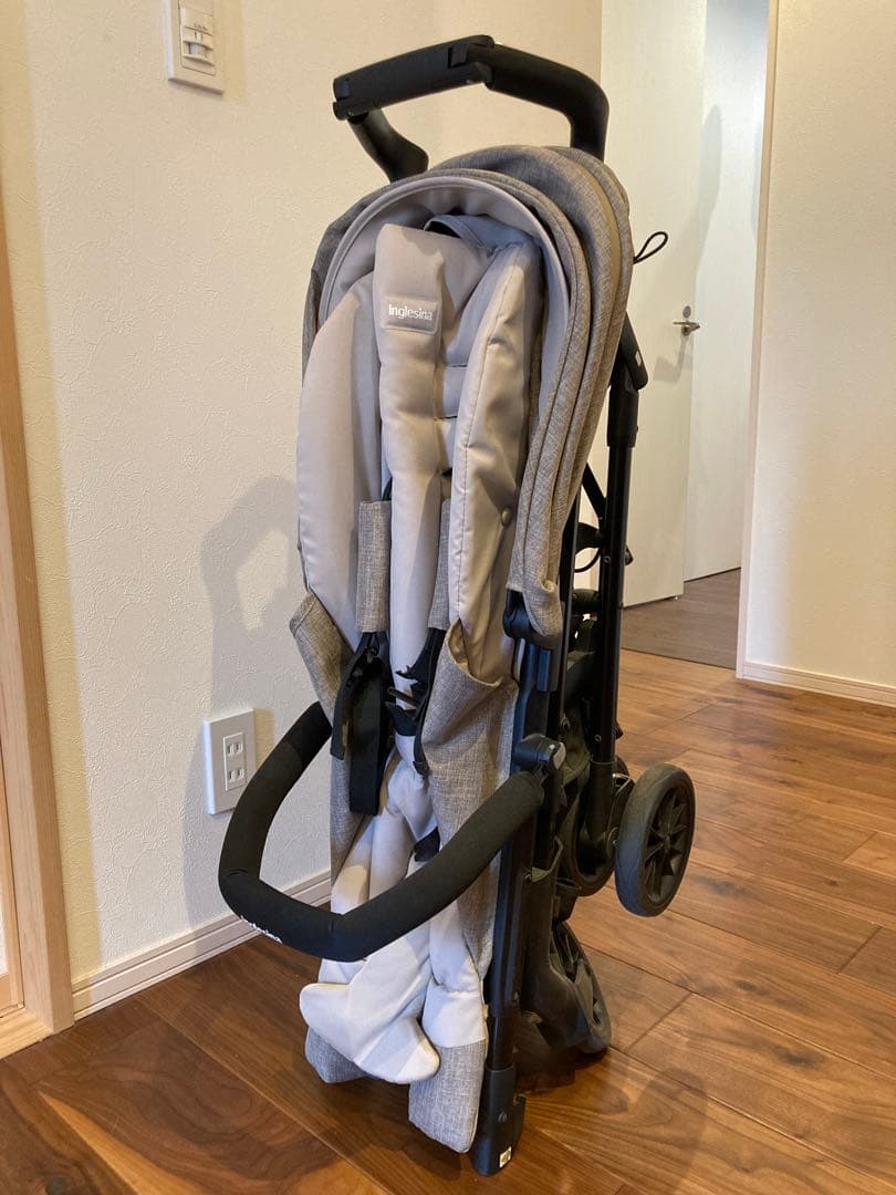 Inglesina Zippy Light ベビーカー