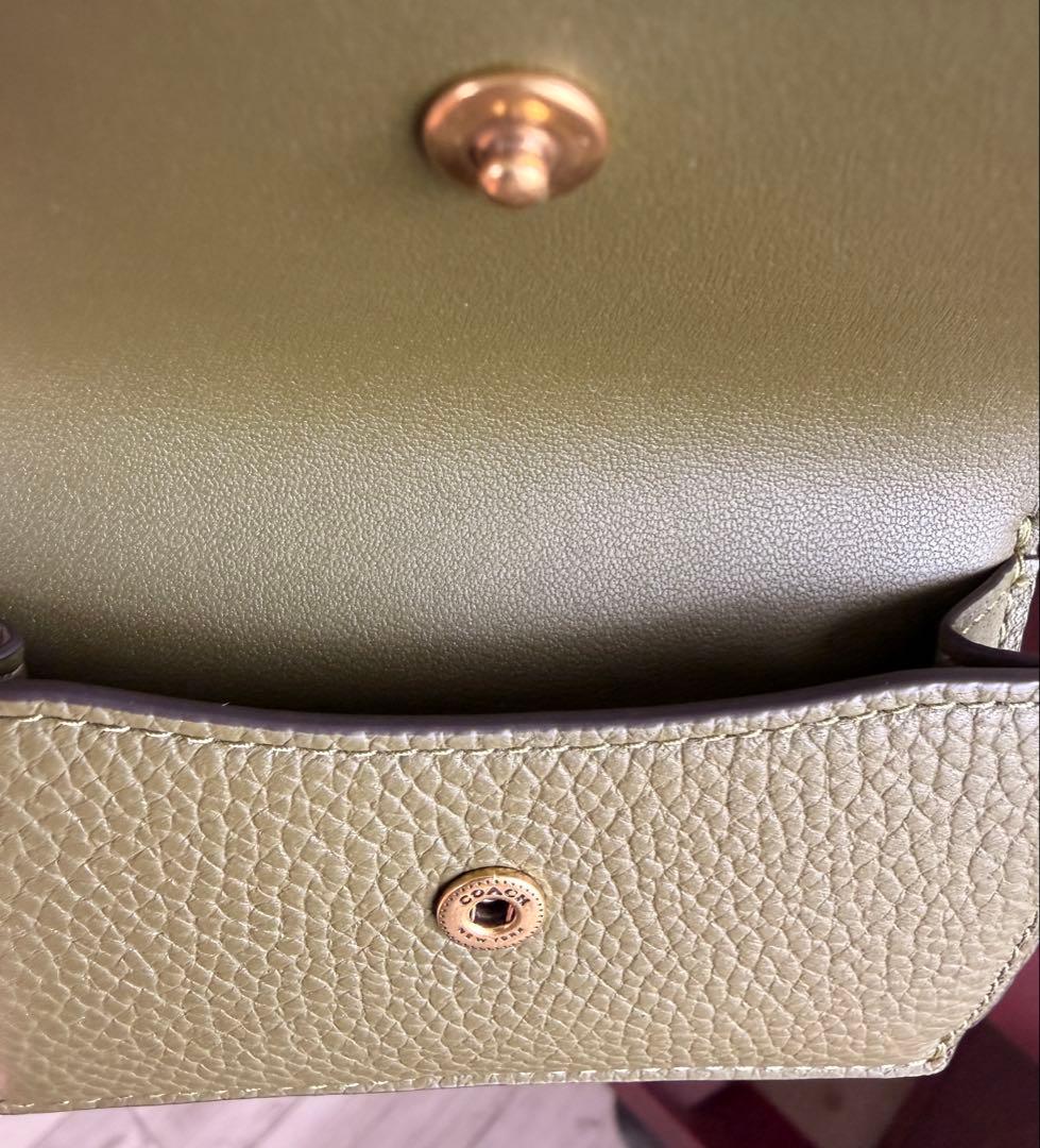値下げ！COACH ミニトライフォールド ウォレット オリーブグリーン 二つ折り