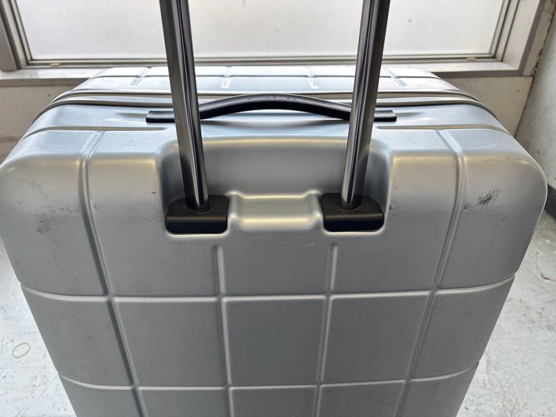 サムソナイト タイリウム TSAロック 4輪　100L