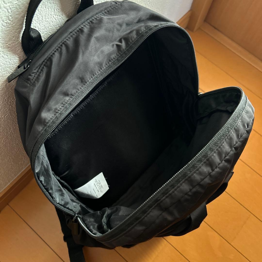 【emmi atelier】eco 撥水ミニギャザーボディーバックパック