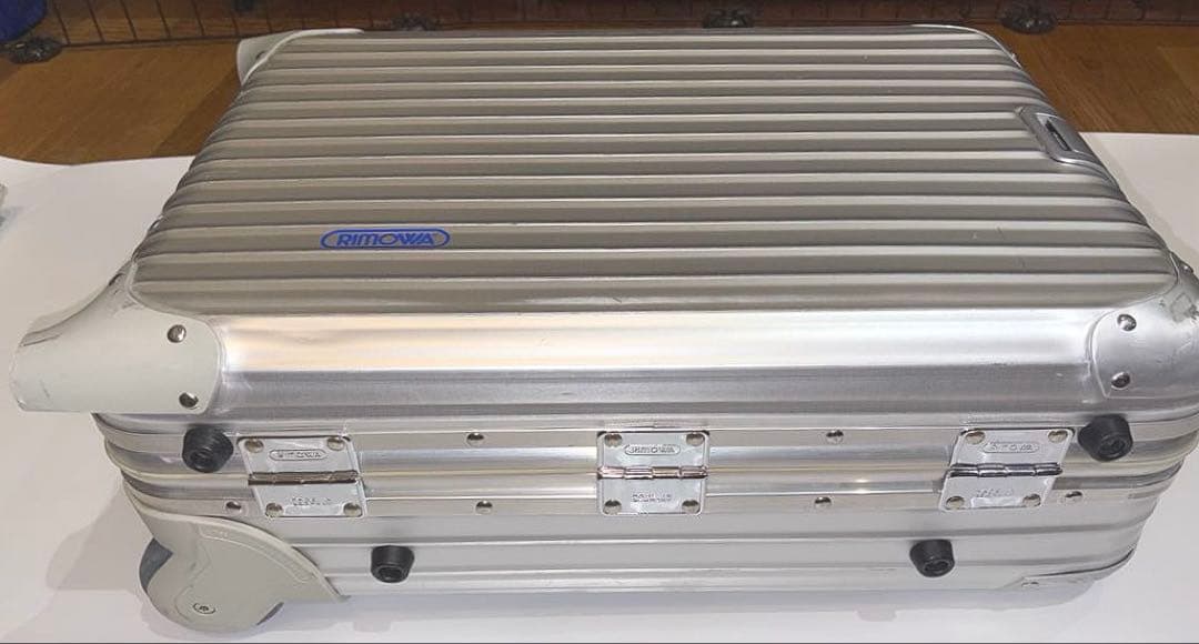 RIMOWA アルミ製　スーツケース(小)