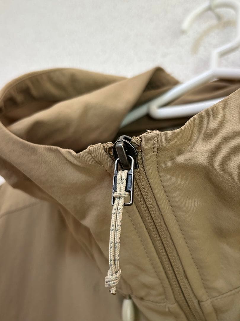 patagonia ベージュ マウンテンパーカー S