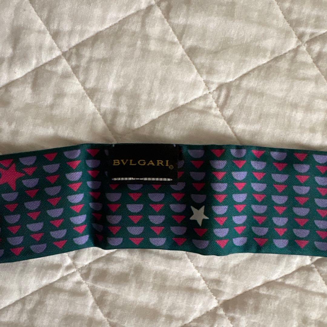 BVLGARI 星柄 シルクスカーフ　箱付き