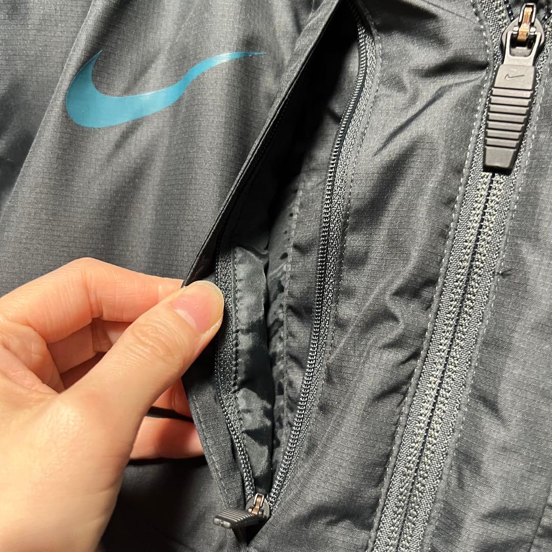 Nike フード付きベンチコート ブラック　黒