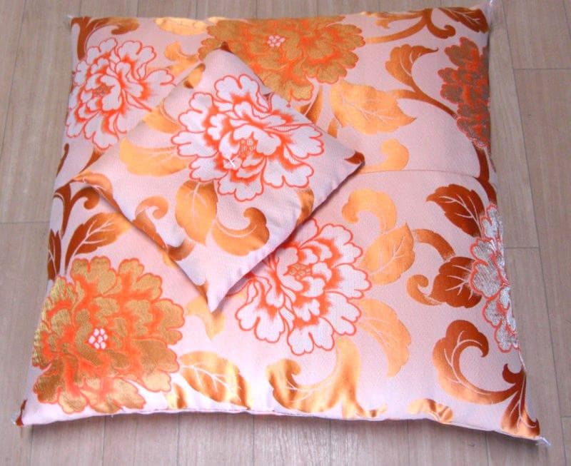 大判座布団 小座布団 緞子座布団 慶び座布団 仏事座布団