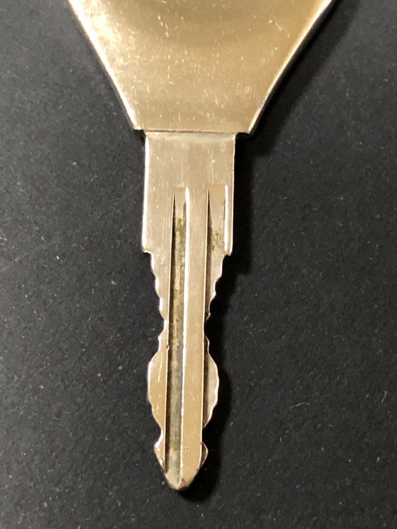 超希少品 日産スカイライン 純正品 GT-R R32 BNR32 鍵 本物