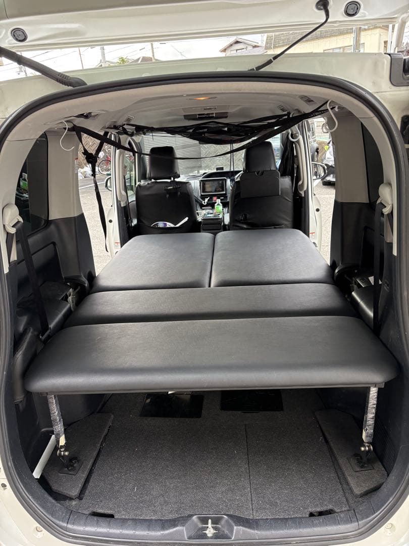 ノア80系7人乗り車専用ベッドキット
