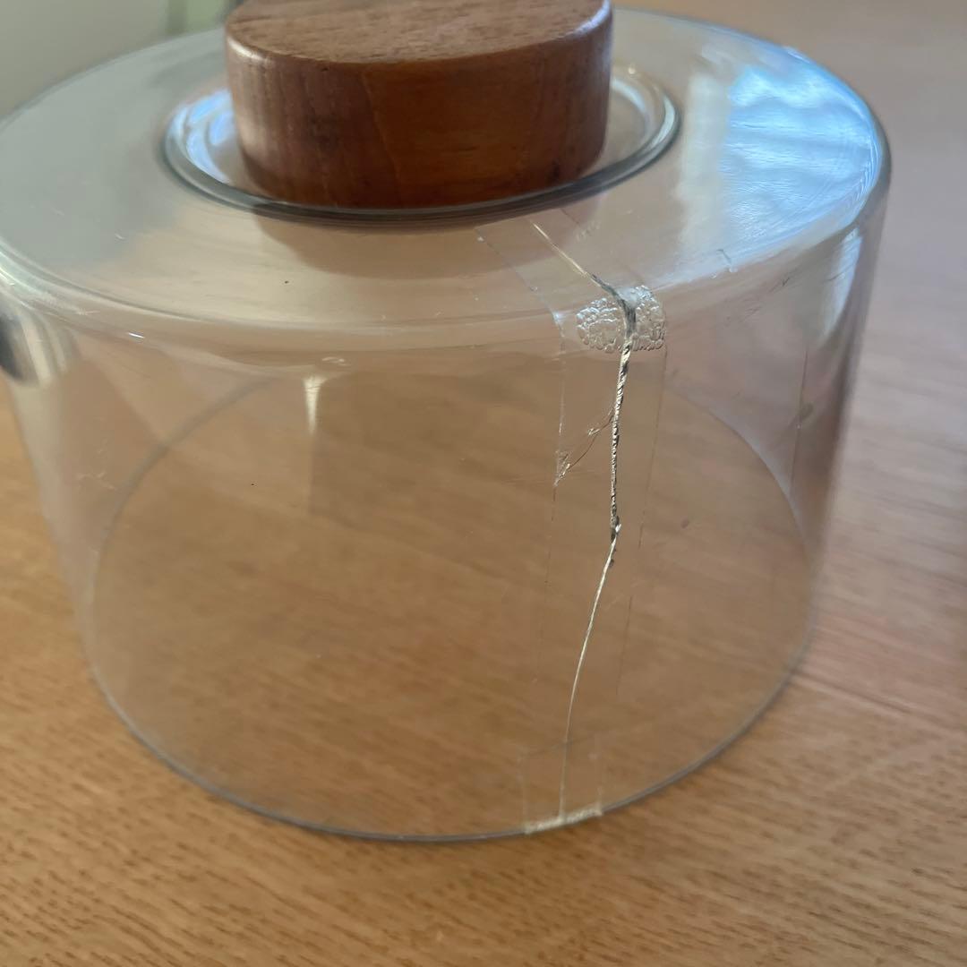アクリルと木製のケーキドーム　北欧