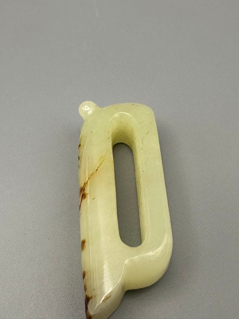中国美術　ループタイ　和田玉　古砡　白砡　根付　天然素材　アンティーク　置物骨董