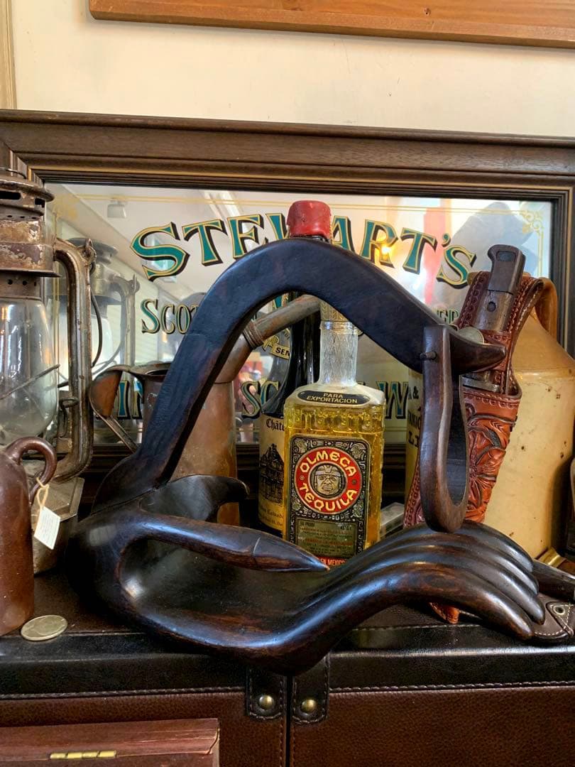 antique bottle rack 「HAND」