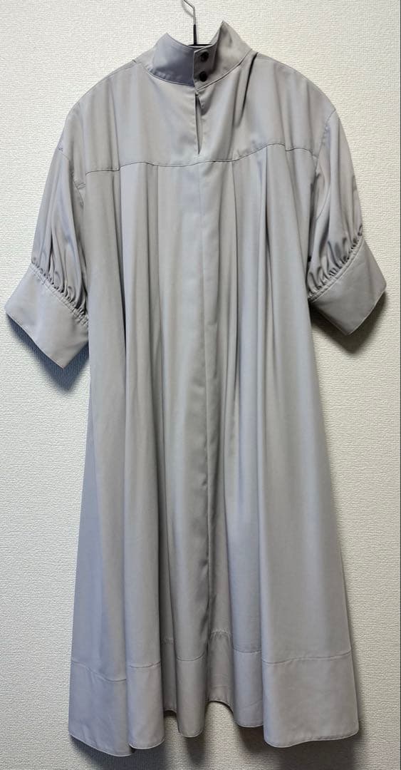 ルフィル　シルキーブロードロングシャツ　グレー
