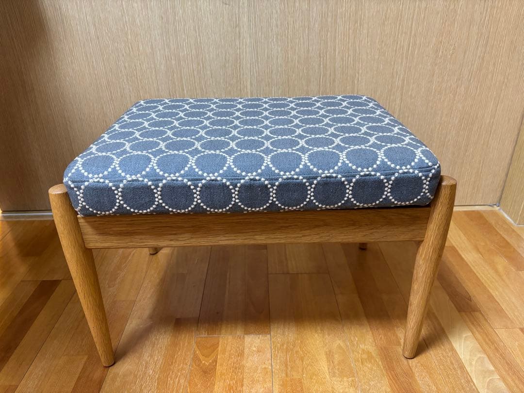 カイ•クリスチャンセン×宮崎椅子製作所 ペーパーナイフソファ　オットマン