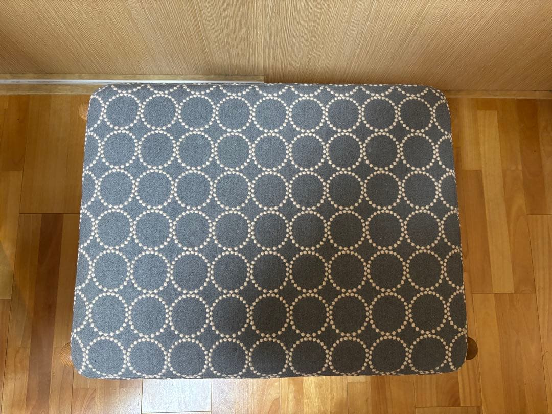 カイ•クリスチャンセン×宮崎椅子製作所 ペーパーナイフソファ　オットマン