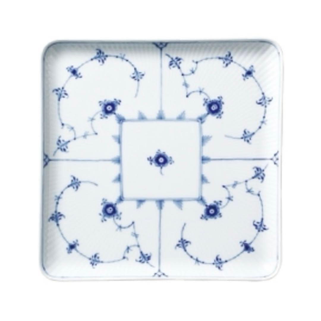 【新品2枚組が半額】ブルーフルーテッド プレイン スクエア