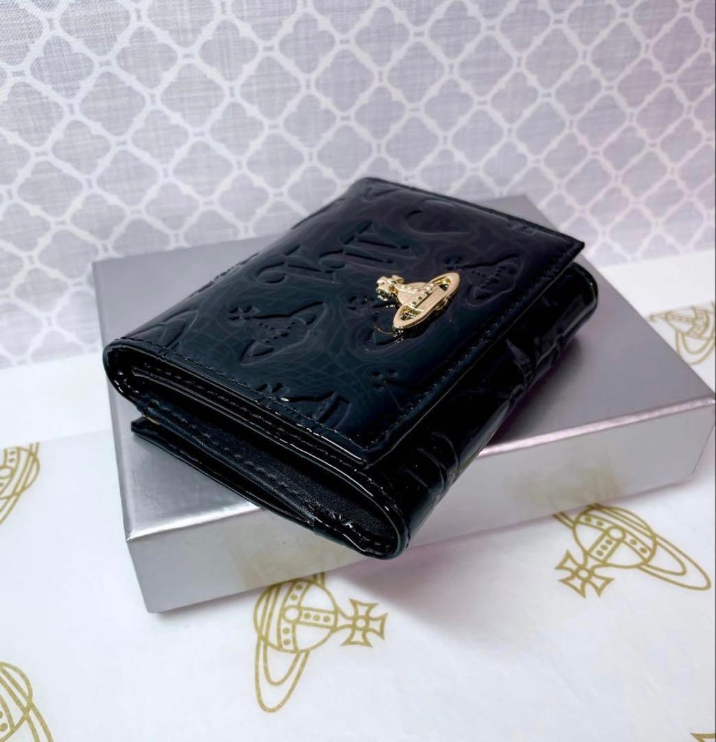 【大人気✨️ショッパー付】新品 Vivienne Westwood エナメル 黒