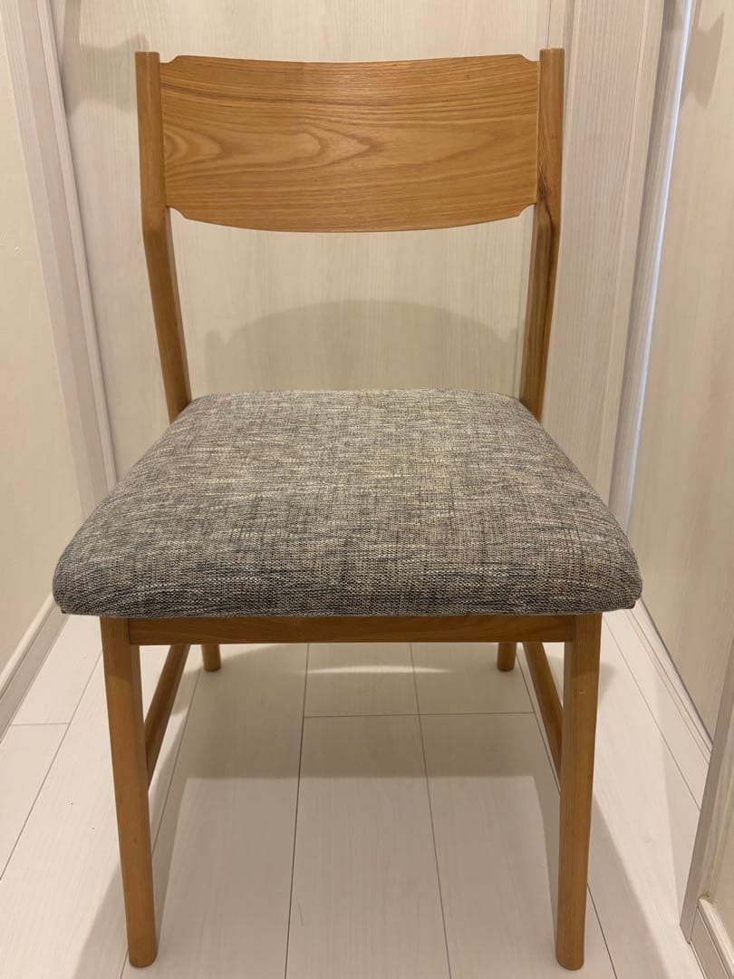 unico ウニコ SIGNEダイニングチェア