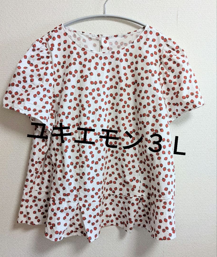 ☆ユキエモンイチゴ柄ブラウス３Ｌ可愛いキュート♡ゆったりサイズ!