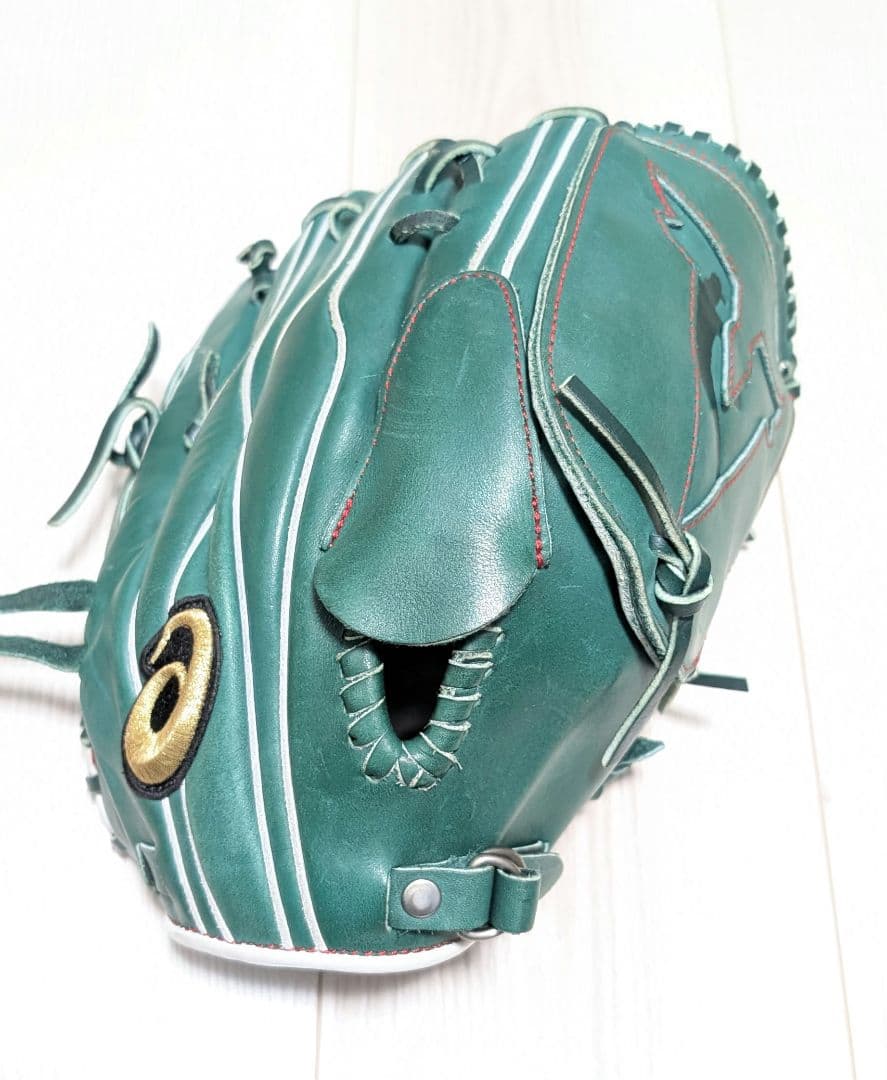 ASICS　ゴールドステージ　少年軟式用　ダルビッシュ侑モデル