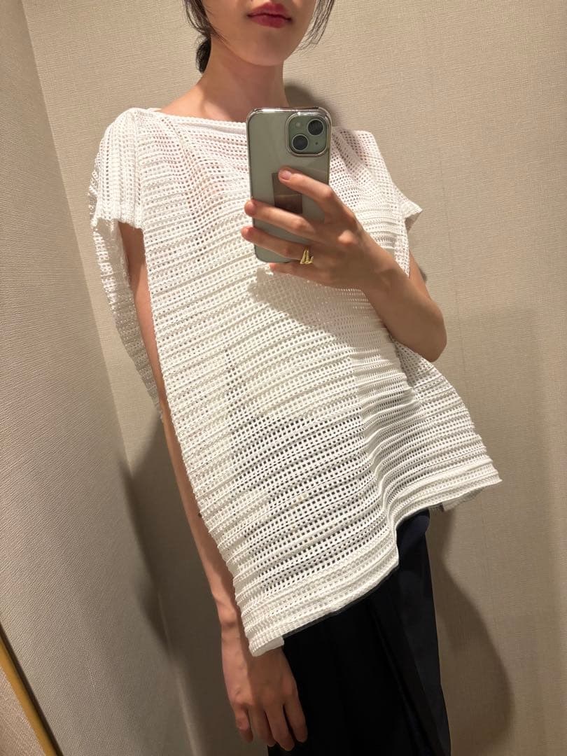 ISSEY MIYAKE イッセイミヤケ　メッシュ　ブラウス　ホワイト