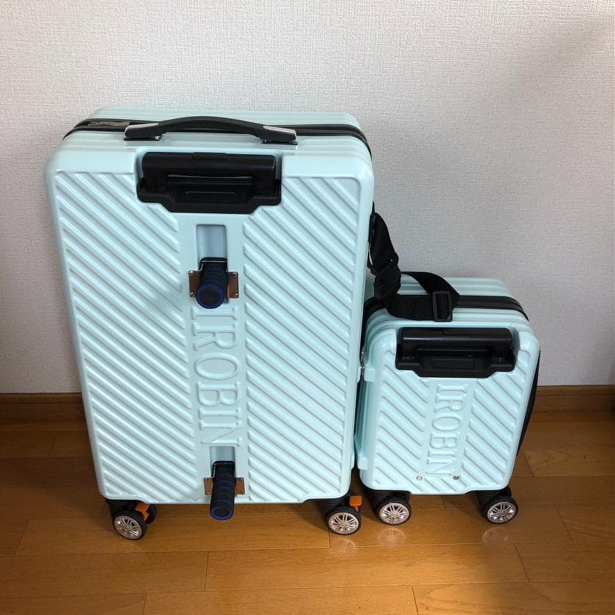 【新品】親子で楽しむ♪ 乗れるキャリーケース＆スーツケースセット