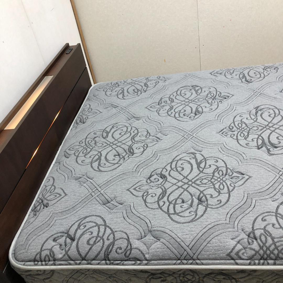 送料無料　超美品　サータ × ドリームベッド ダブル マットレス 88214-