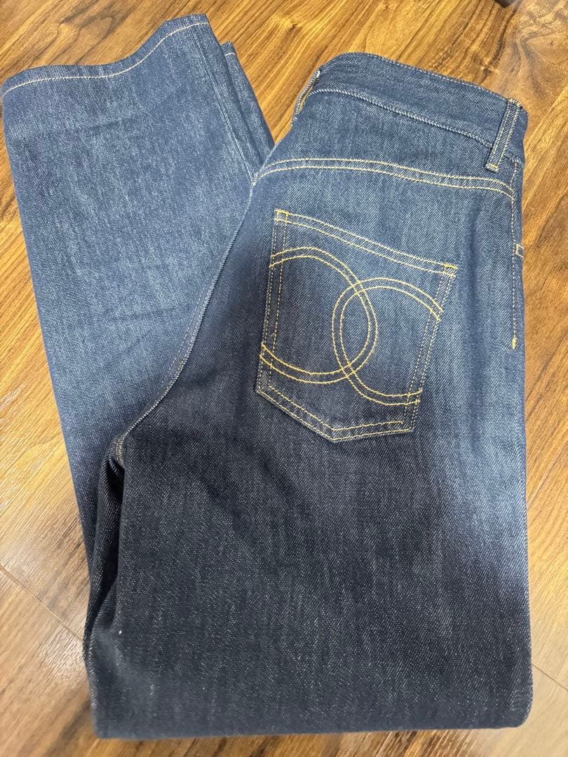 CHANEL ダークブルー ストレートデニム　2024aw シャネル　デニム