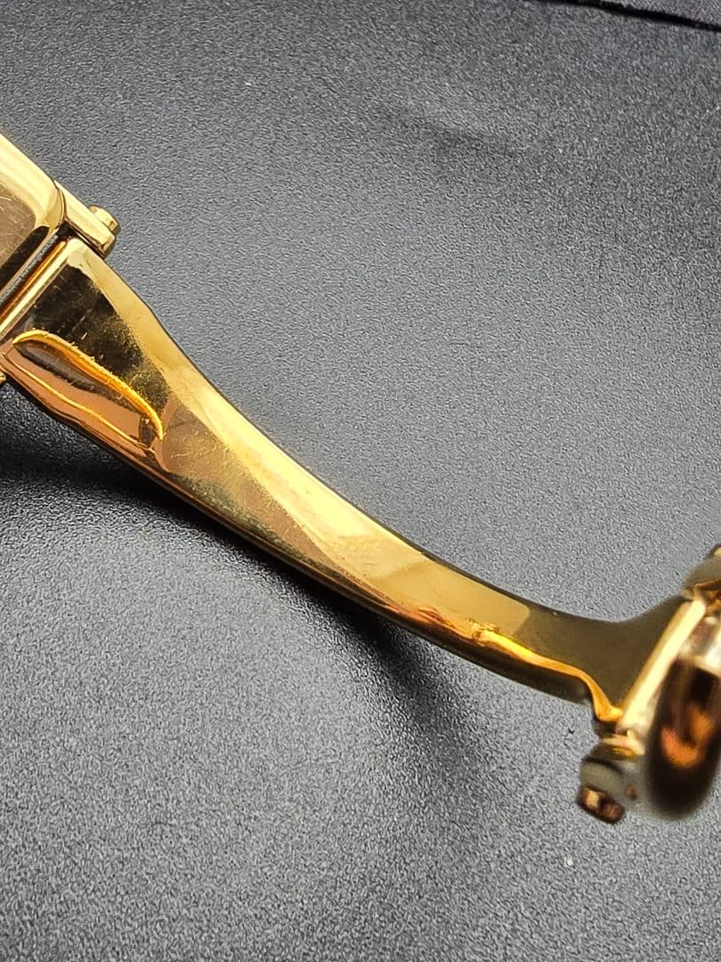 稼働 電池交換済 1500L グッチ GUCCI ゴールド eta280 腕時計