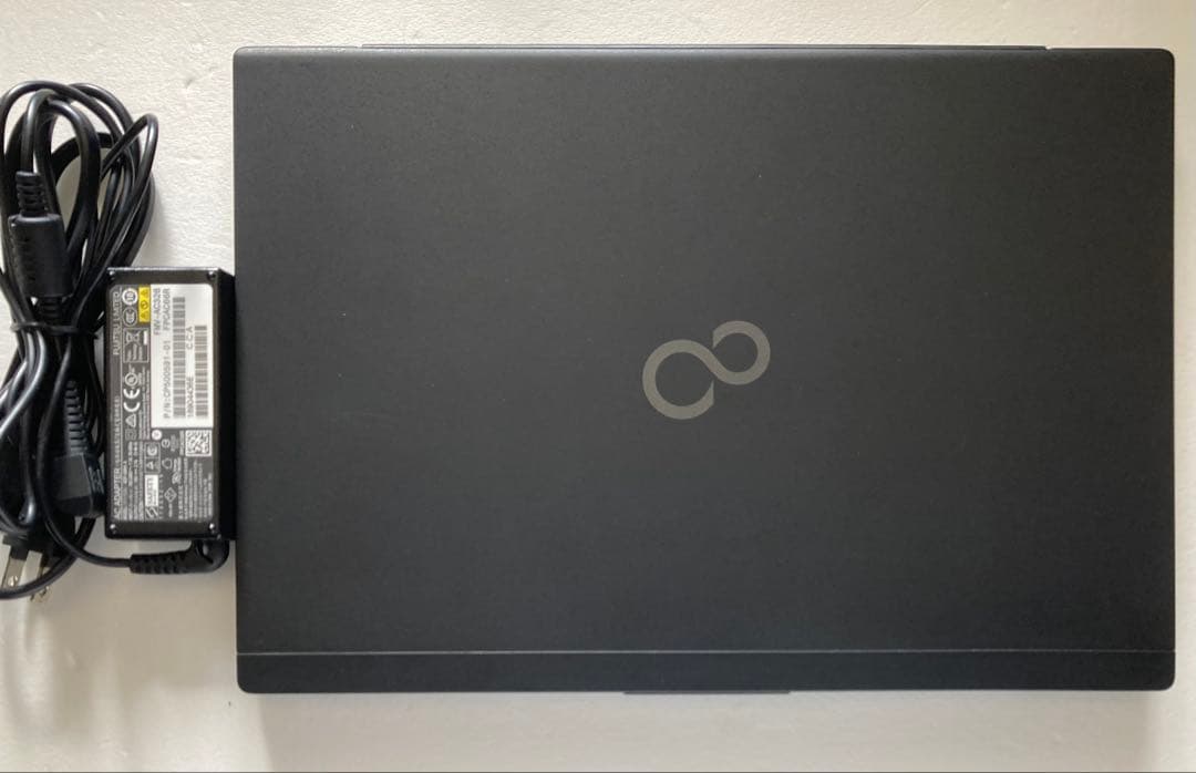 富士通LIFEBOOK U939/B i5-8365U 8GB/256GB
