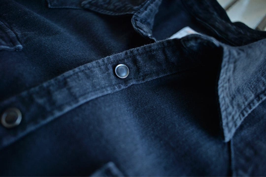 k2106Levi's バーストゥ ウエスタンシャツ ブラックデニム XL