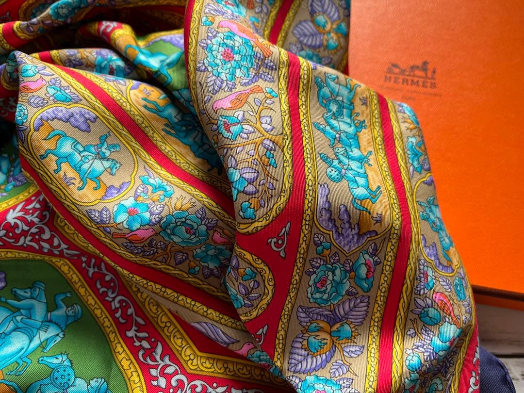 極美品✨エルメス HERMES カレ90 QALAMDAN タグ付