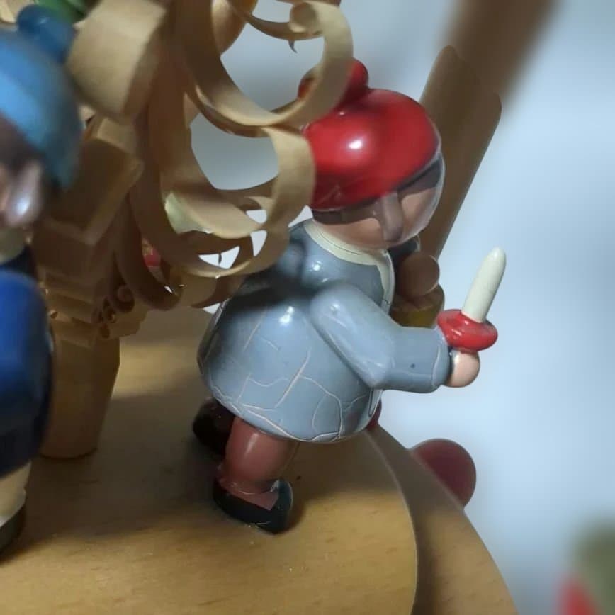 キャンドルピラミッド　木製　ザイフェン