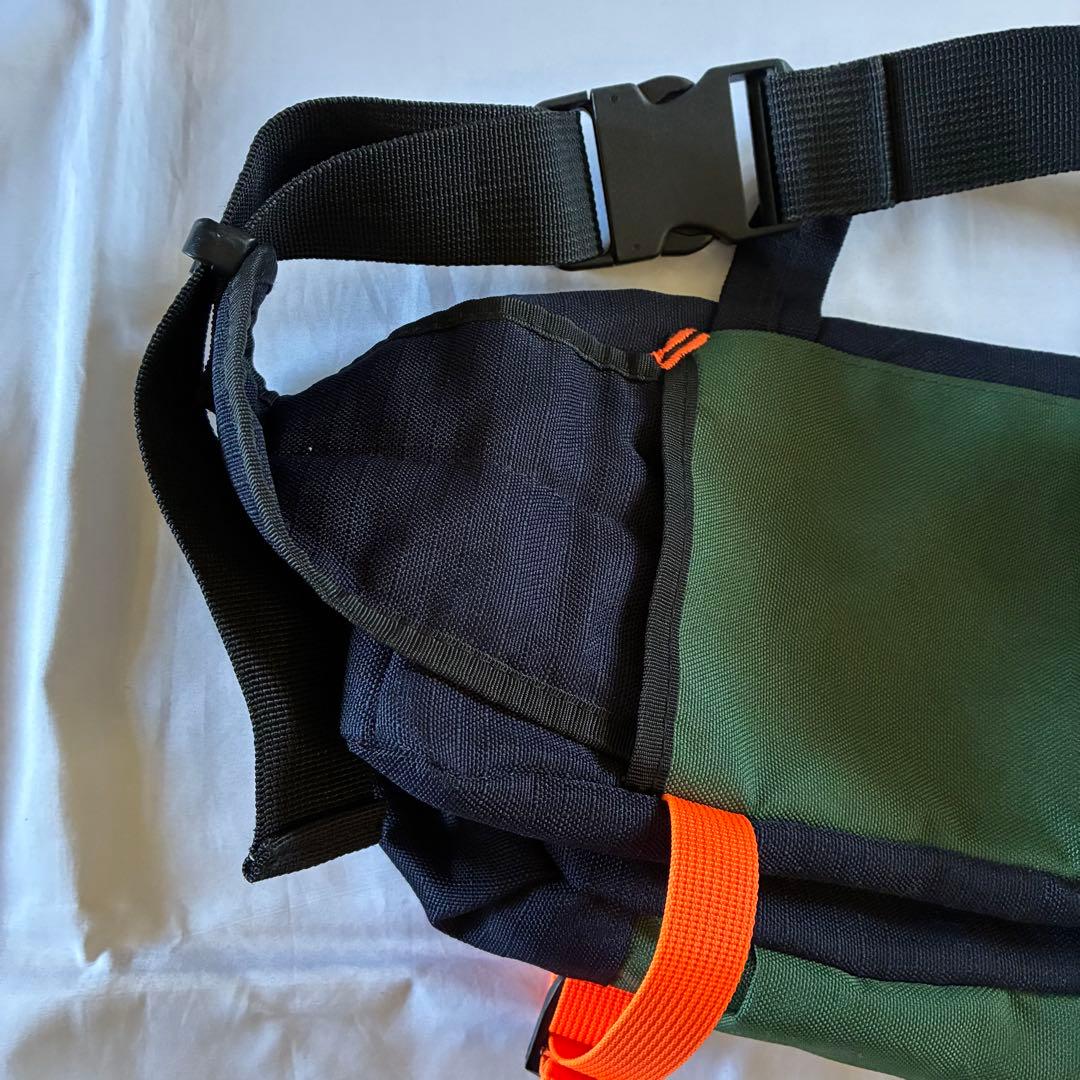 古着　GAP　オールドギャップ　ウエストポーチ　ボディバッグ