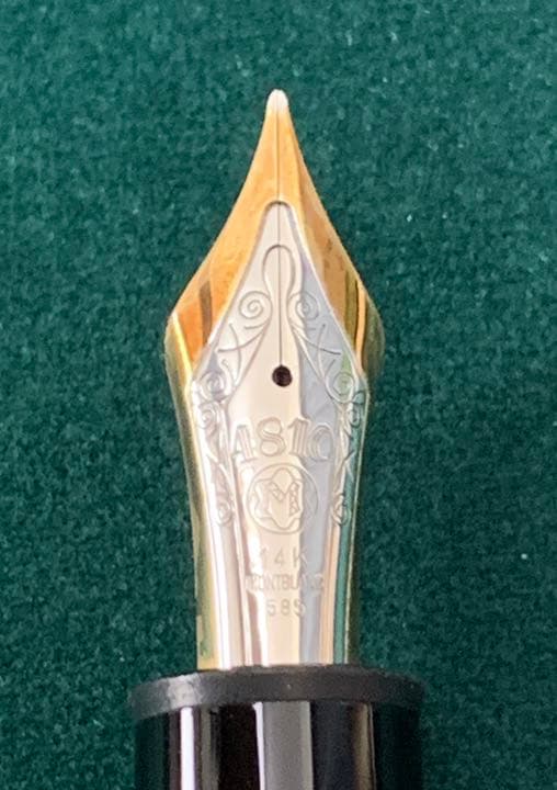 MONTBLANCの万年筆