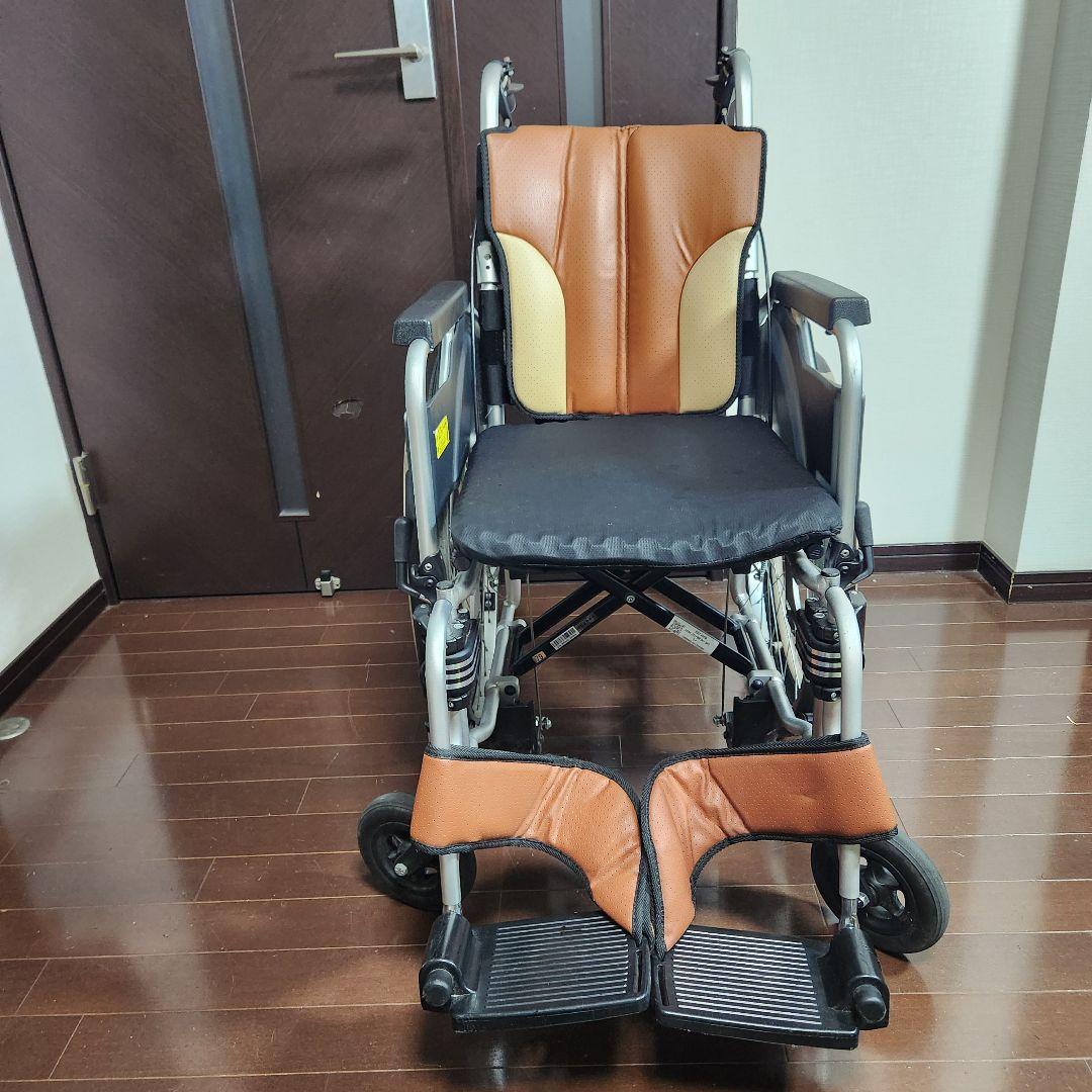 【送料無料】Miki　とまっティシリーズ　車椅子　SKT-400B