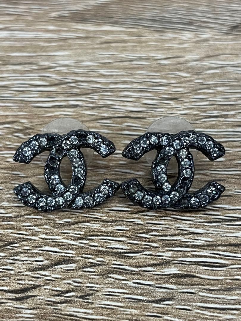 T*T様 CHANEL訳ありピアス 現状品