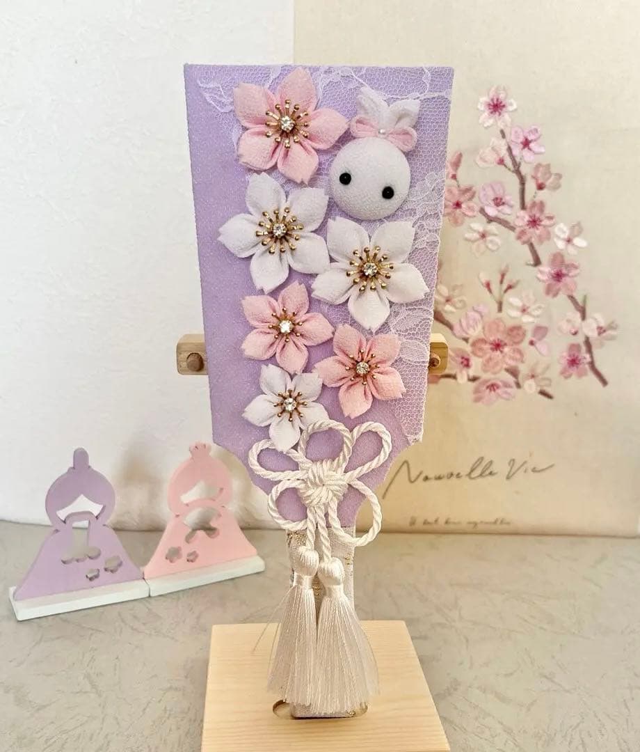 桜とうさぎの羽子板飾り　ハンドメイド　桃の節句　ひな祭り　可愛い　つまみ細工