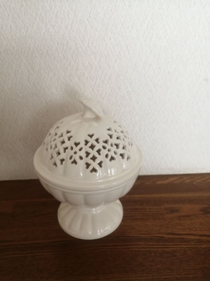 ロイヤルクリームウェア