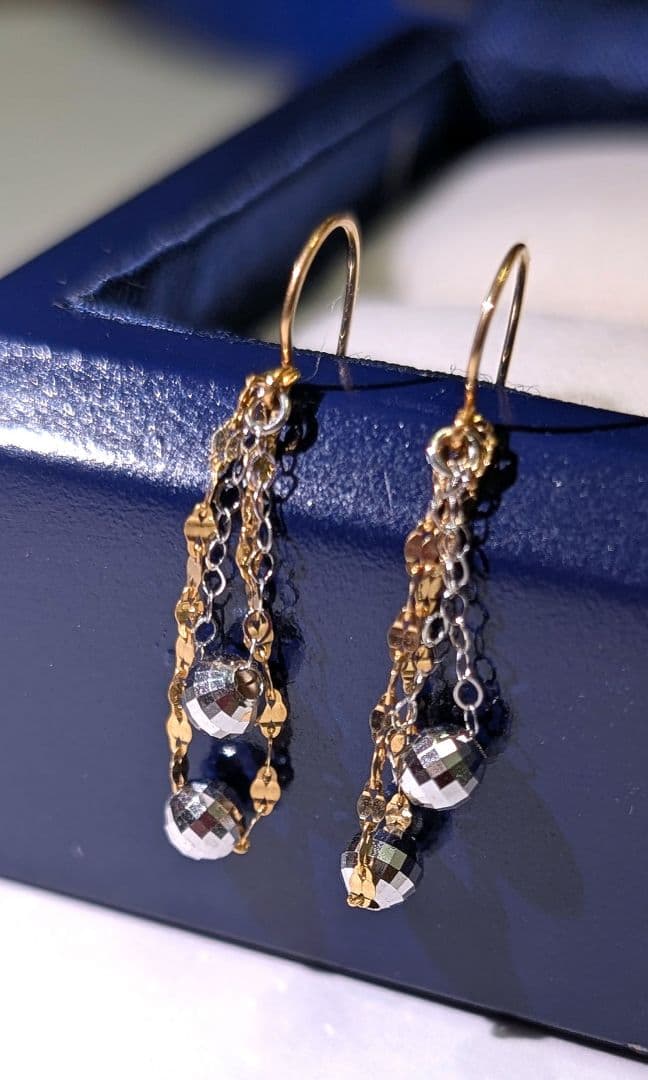 K18★ペダルチェーン＆ミラーボール・キラキラロングピアス