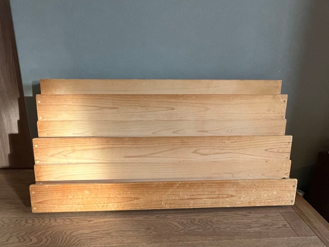 国産ヒノキ　絵本棚　ラック