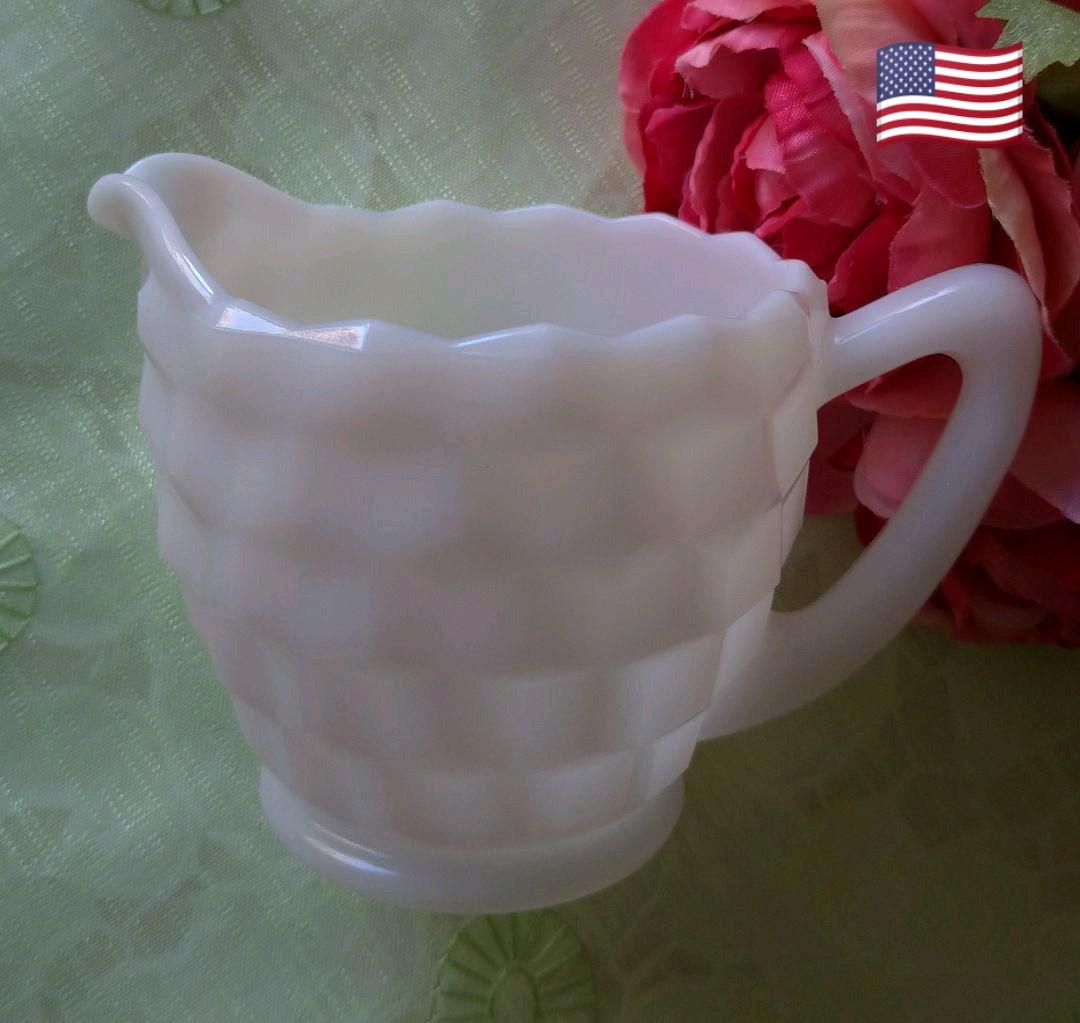USAヴィンテージ♡ダイヤカットのクリーマー♡ミルクガラス♡未使用♪
