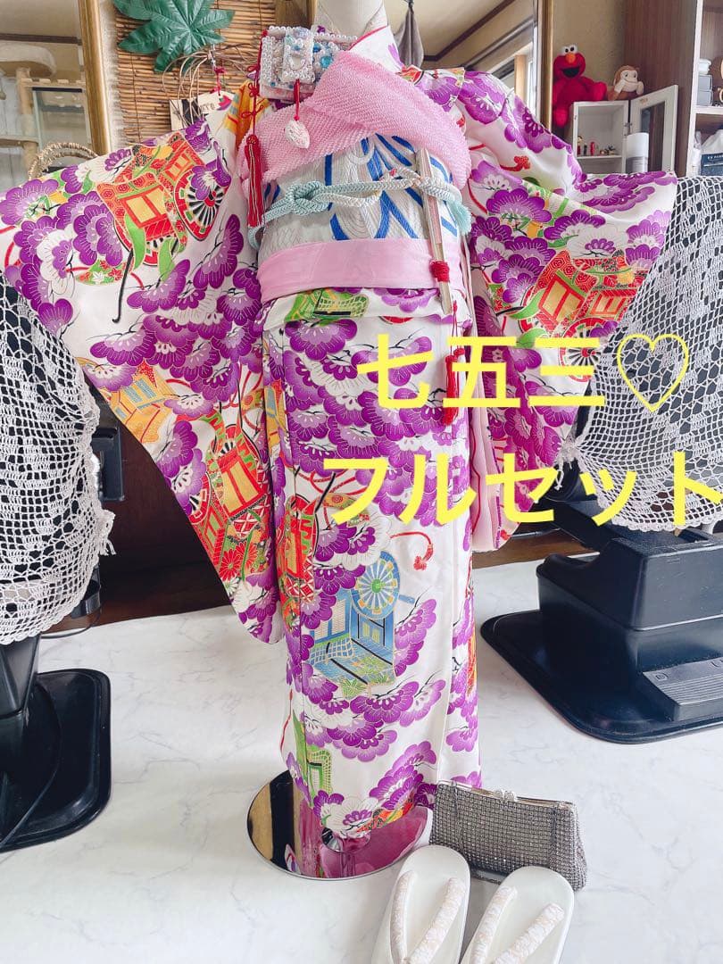 七五三5〜7歳様　松の葉御所車柄　四つ身