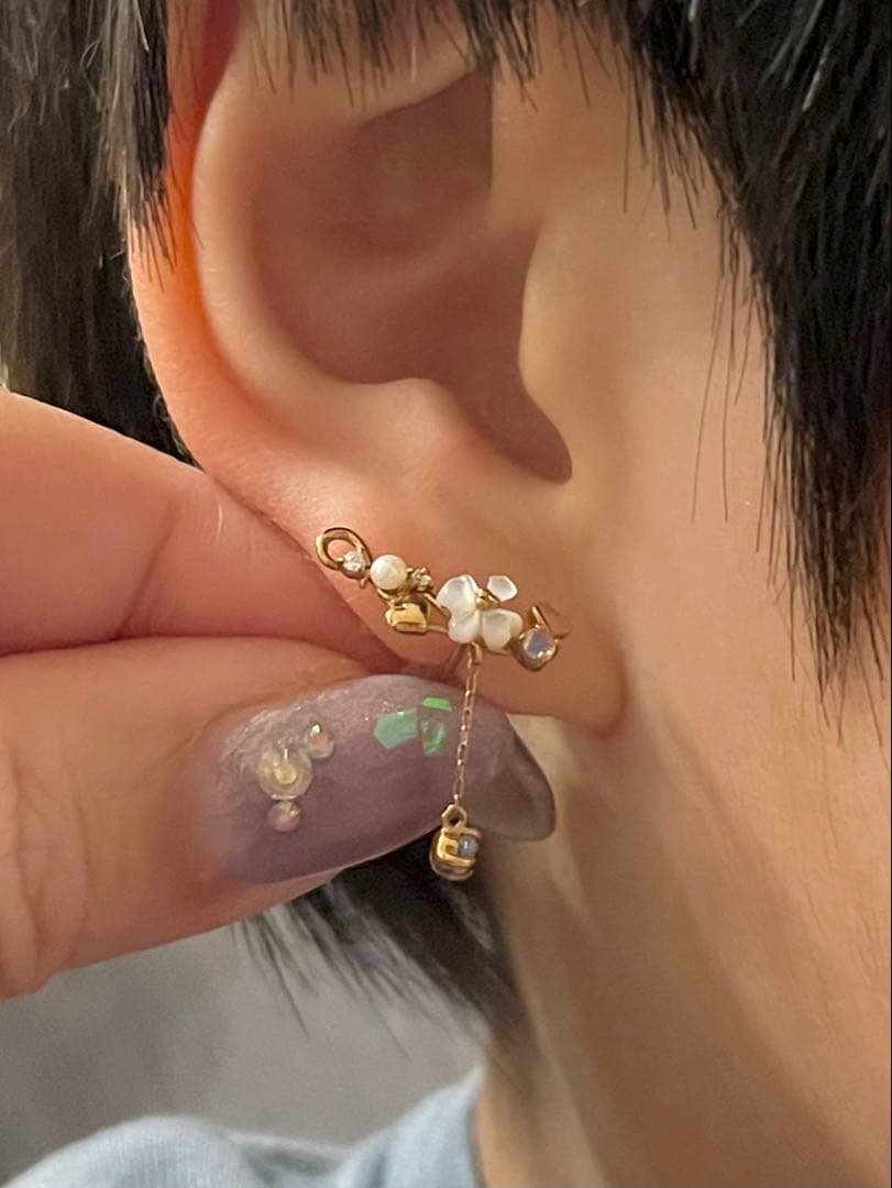 最終K10サマンサティアラ　フラワーモチーフ ピアス(両耳用)