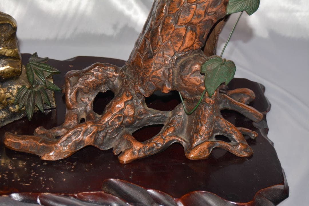 金属製・鷲・鷹・鳶・置物