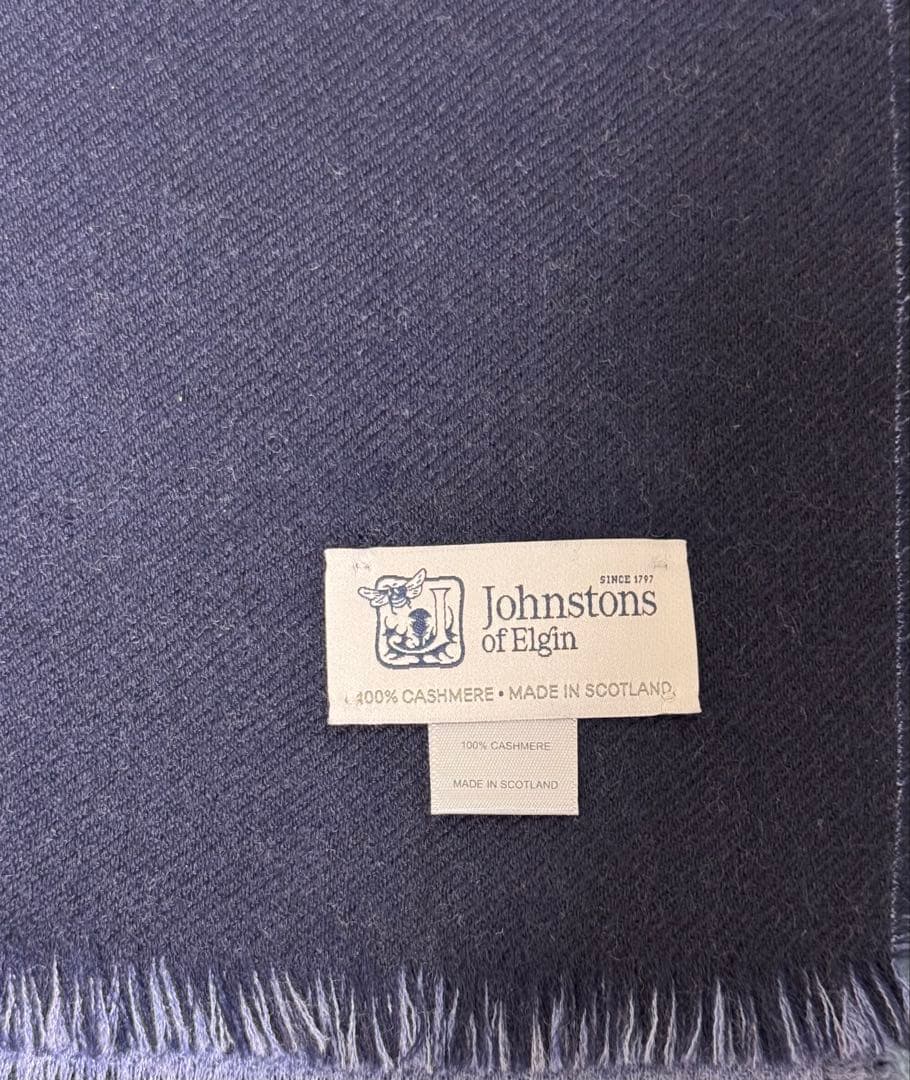 Johnstons of Elgin 100%カシミヤマフラー