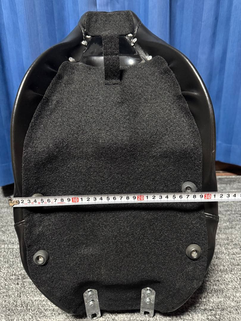 良品 ハーレー ツーリングモデル LePera ラペラ ベアボーンズ ソロシート